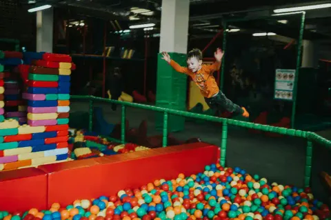 Jump arény a lanová centra