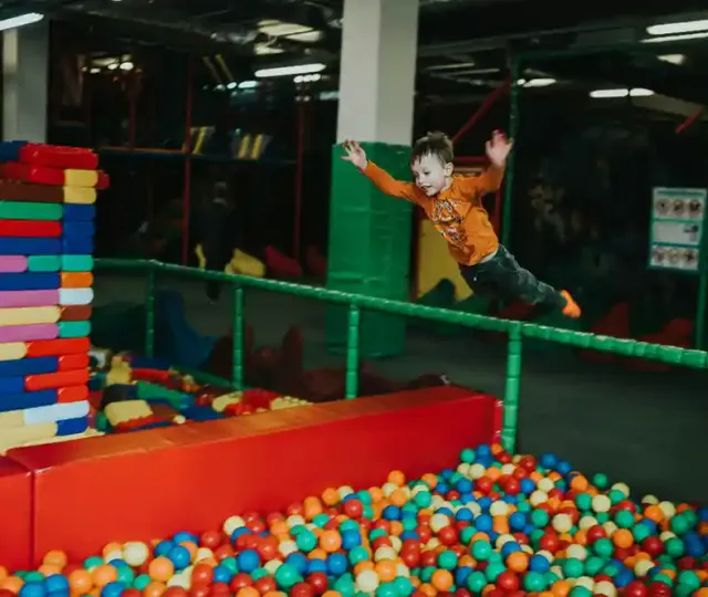 Jump Arenas & Rope Centers
