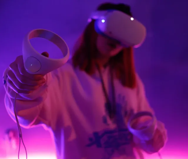 Virtual Reality & Simulators